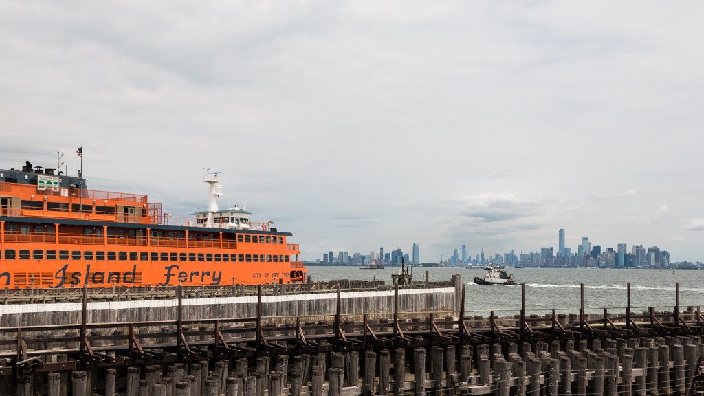 Am Fährterminal St. George auf Staten Island